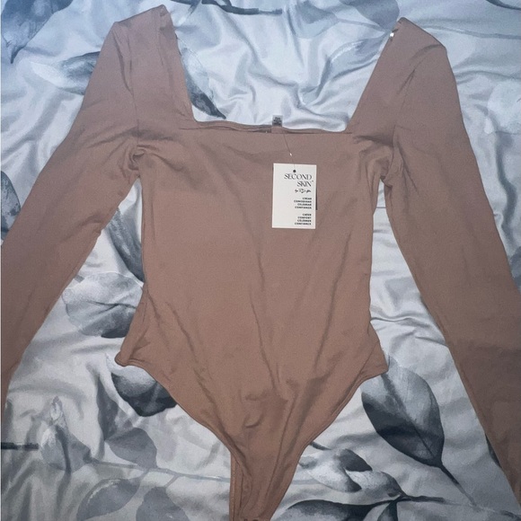 Second Skin Long Sleeve Bodysuit - Picture 2 of 2